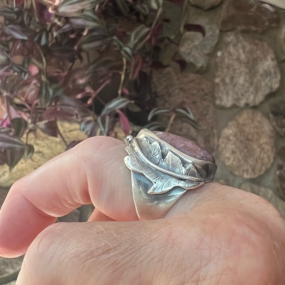 Acid Queen Ruby Oak Leaf Ring, Size 7.25 - Picture 4 of 14